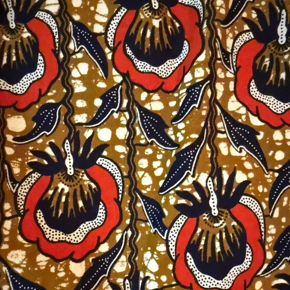 Zuri Arts and Crafts Shirt - Picture 7 of 9